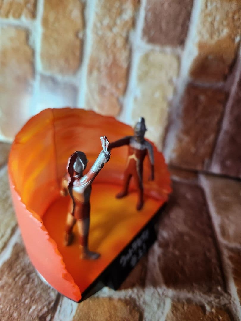 ウルトラ怪獣戯画 ウルトラセブン参上！ | Shop at Mercari from Japan