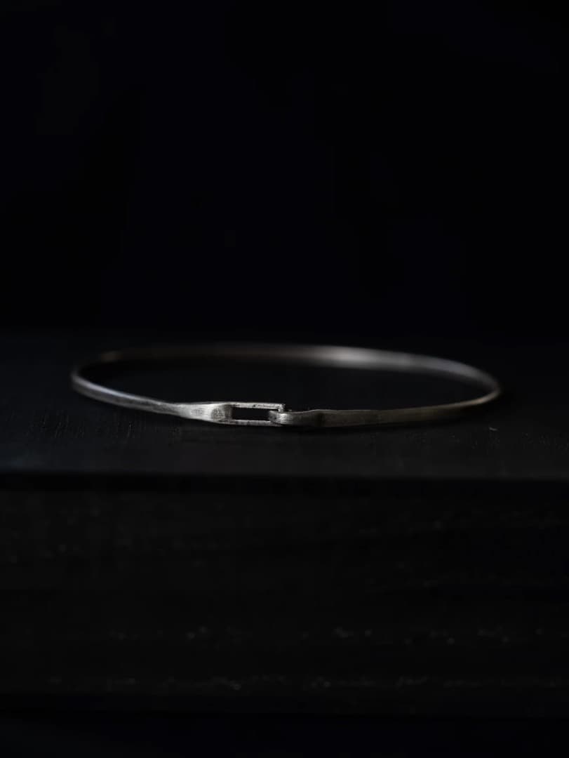 Silver Hook Bangle narrow バングル　PRY シュウト