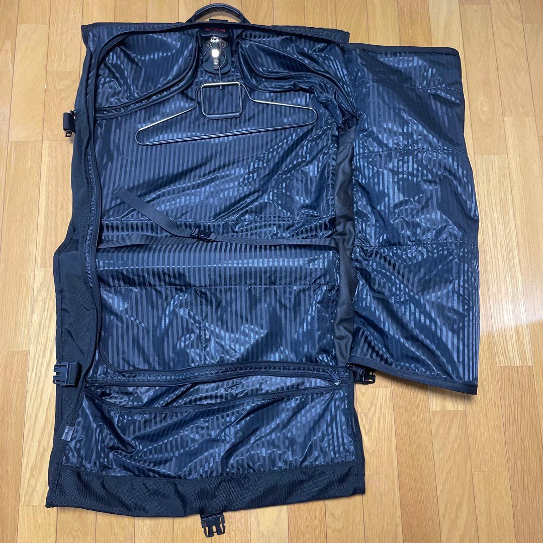 TUMI スーツ専用バッグ スーツケース 19 DEGREE ショート トリップ エクスパンダブル