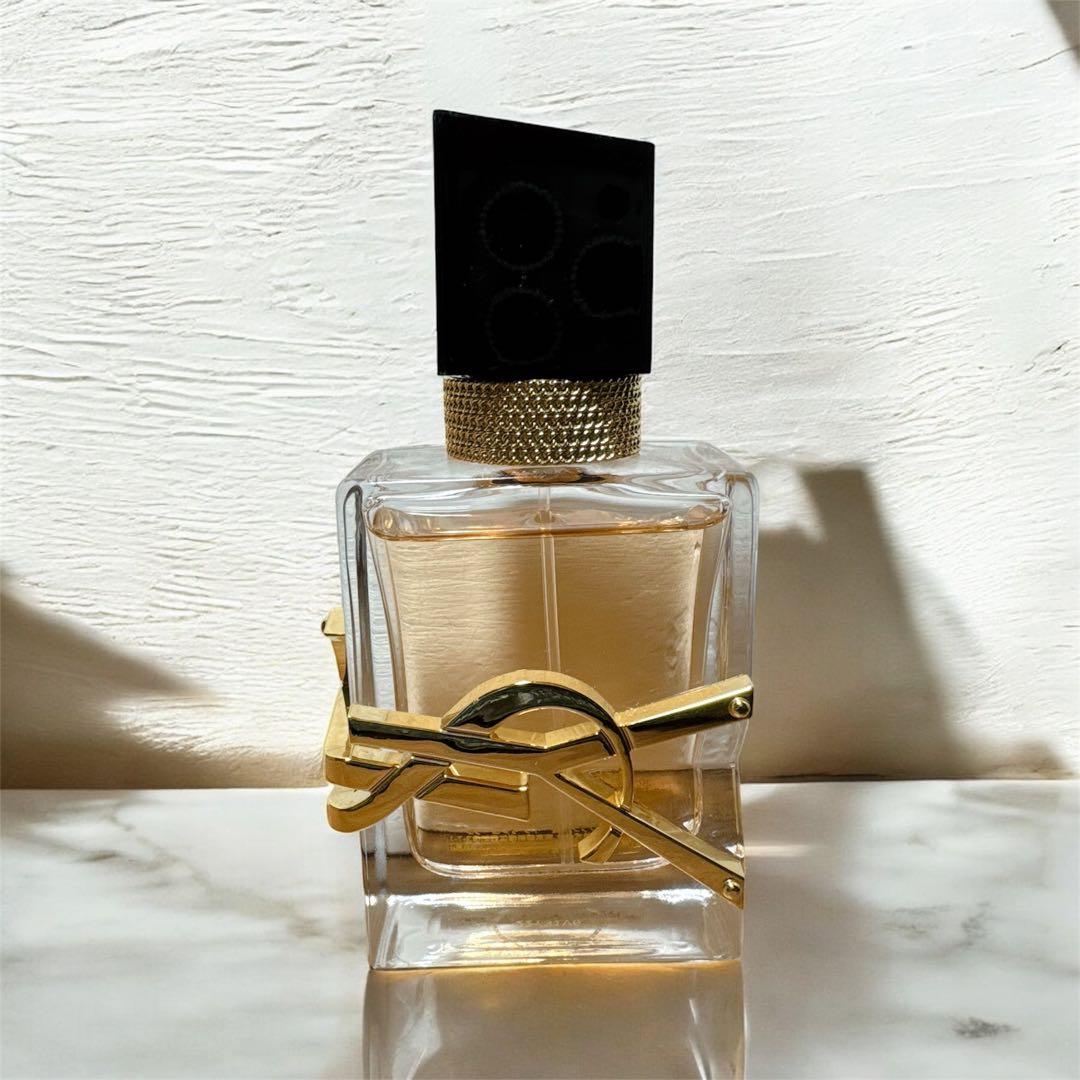 イヴ・サンローラン リブレ オーデトワレ 30ml
