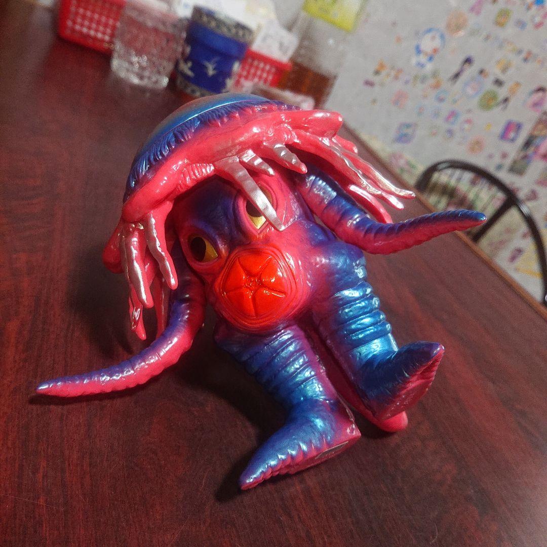 怪獣郷/バリケーン ソフビ - メルカリ