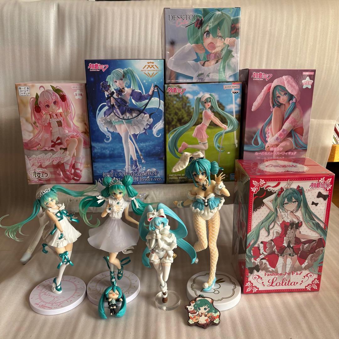 未開封　初音ミク　フィギュア　まとめ売り　猫ミク　桜ミク　など　セット売り