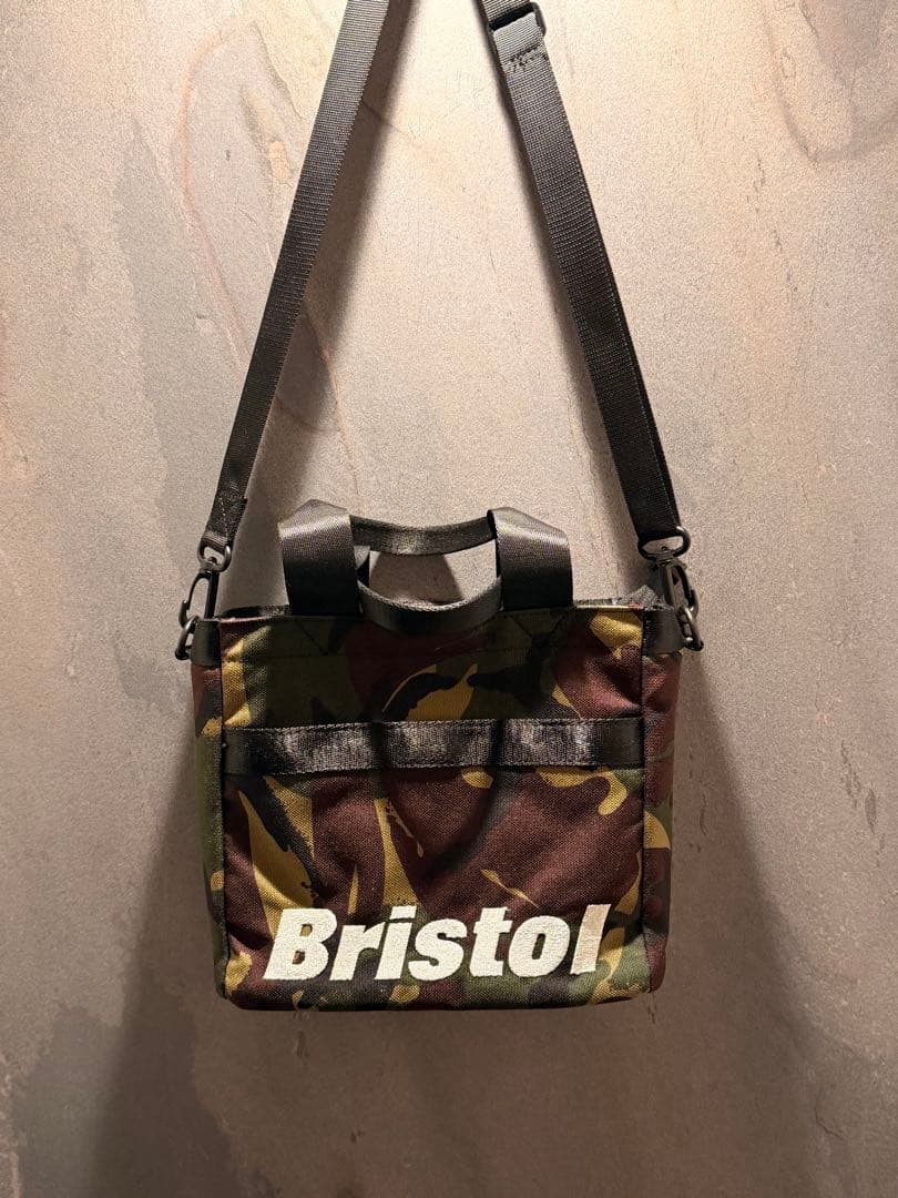 FCRB F.C.real bristol トートバック　tote カモフラ