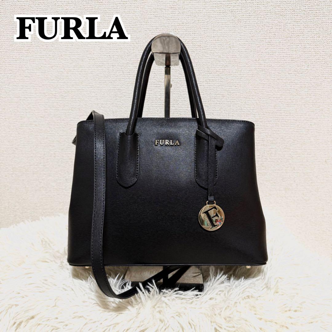【極美品】FURLA　フルラ　ハンドバッグ　テッサ　ブラック　サフィアーノ