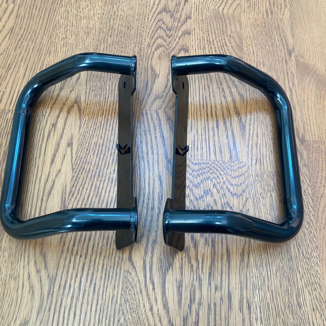 デリカD:5前期 KADDIS アシストグリップ ロードハウス (2個セット)