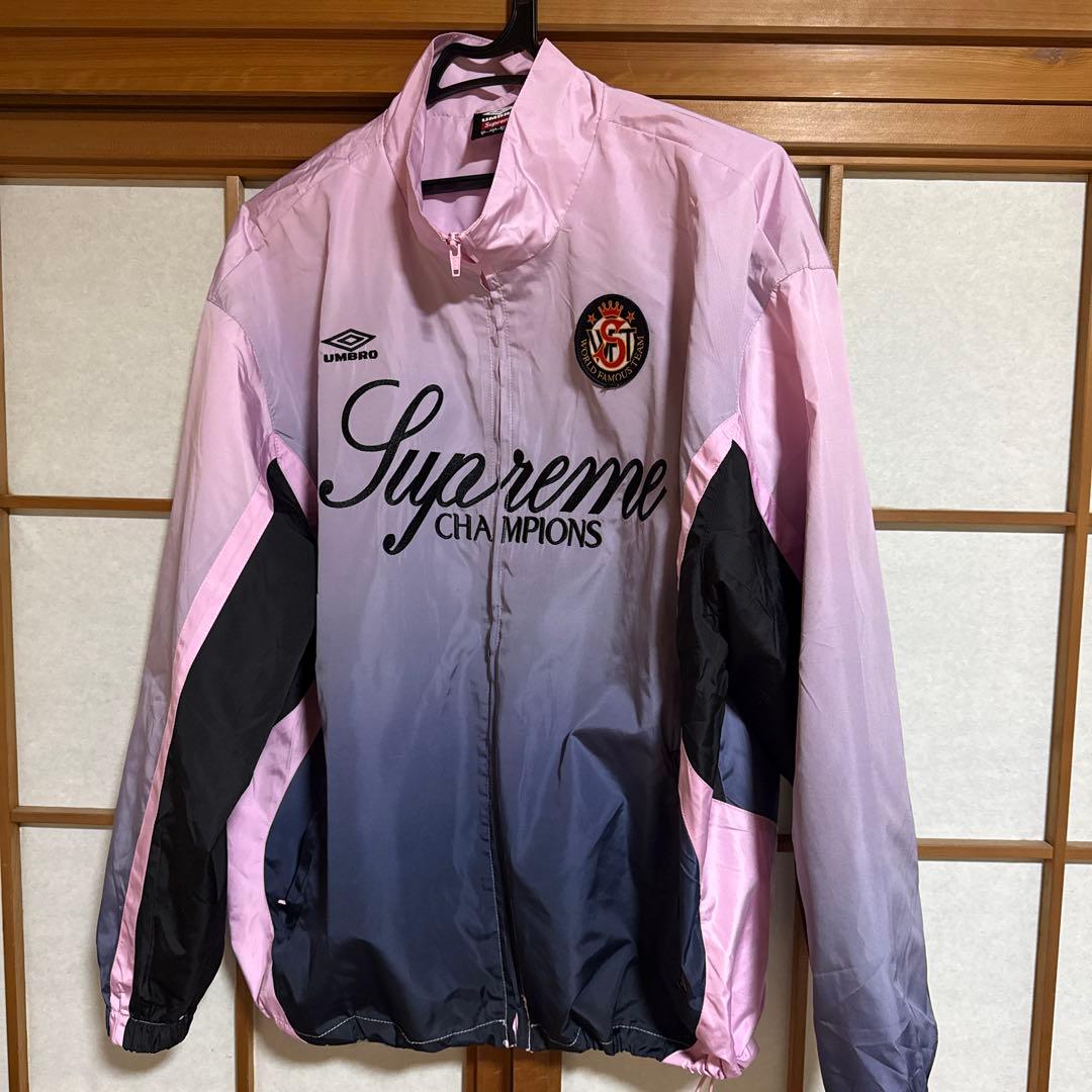 Umbro Supreme Champions ナイロンジャケット