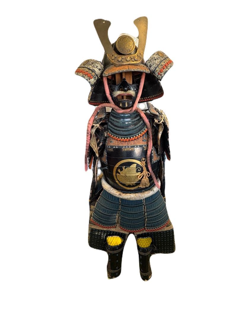 け*屋様 日本美術 時代甲冑 等身大 家紋入 丸に揚羽蝶 鎧兜 一式 面頬 鎧櫃 楽天市場】【注文生産・製作工期45-60日間】戦国の名将 本多忠勝 甲冑