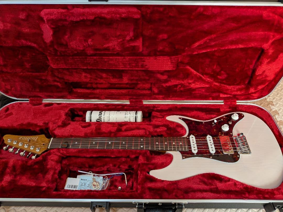 Ibanez/AZ2204N-AWD（美品）