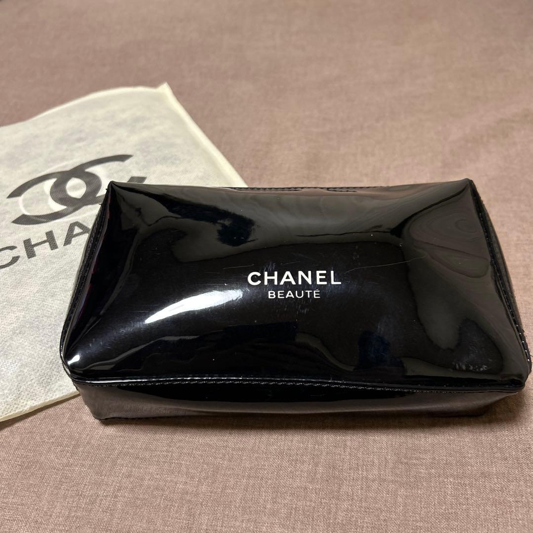 CHANEL】ノベルティポーチ - メルカリ