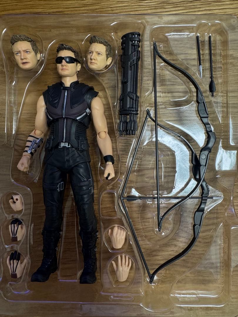 SHFiguarts ホークアイ (アベンジャーズ) Amazon.co.jp: バンダイ(BANDAI) S.H.Figuarts ホークアイ