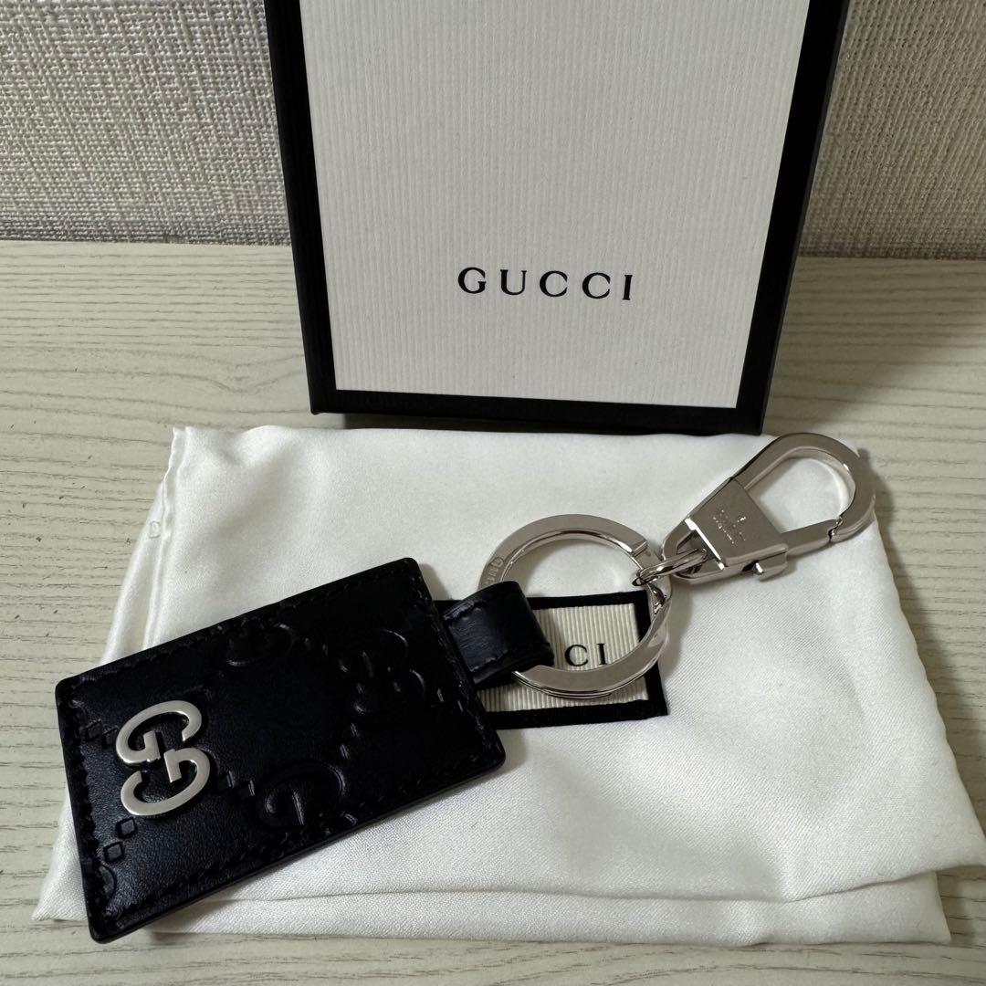 【新品同様】グッチ GUCCI キーリング シマ　GG レザー ブラック　黒