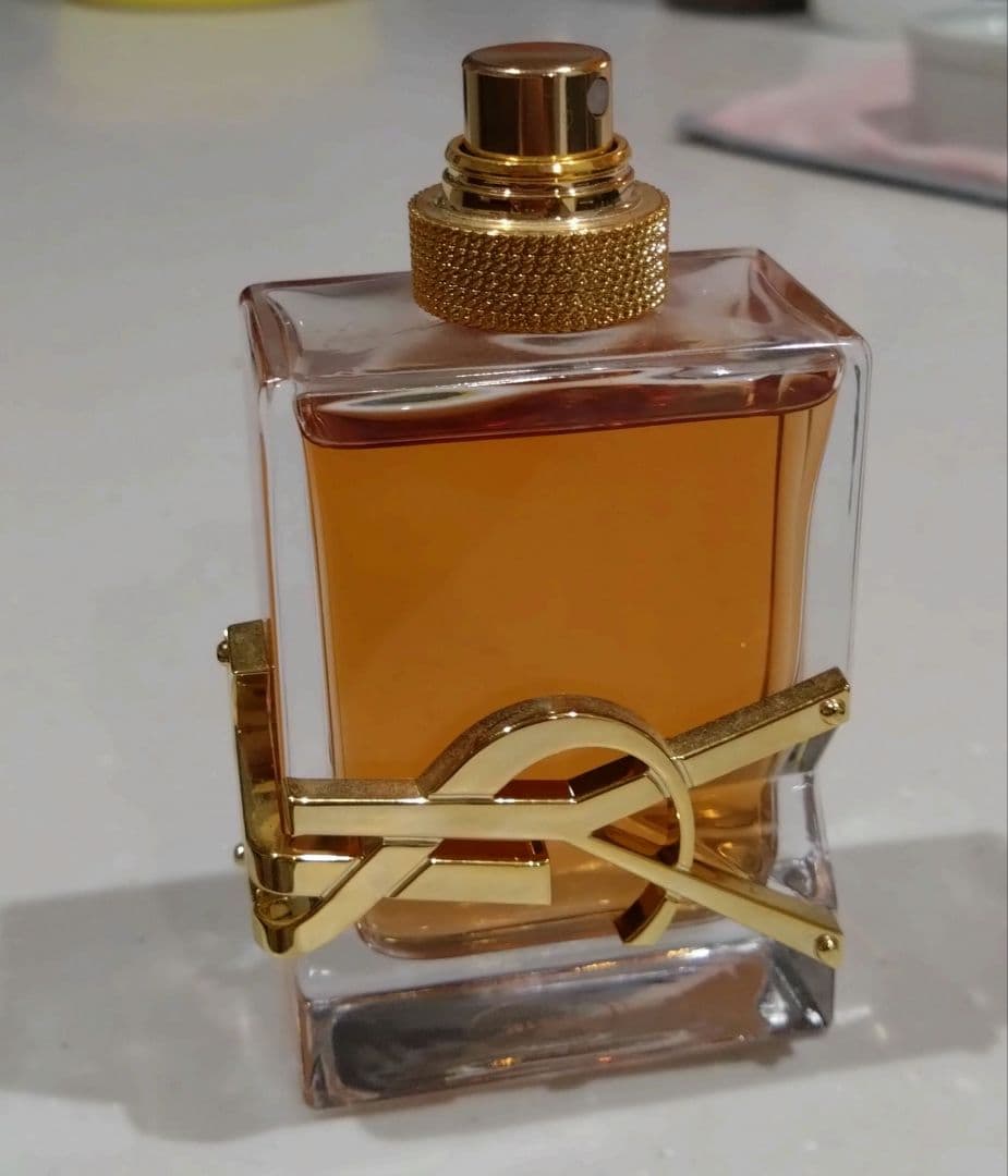 イブサンローラン　香水　残95%　訳あり