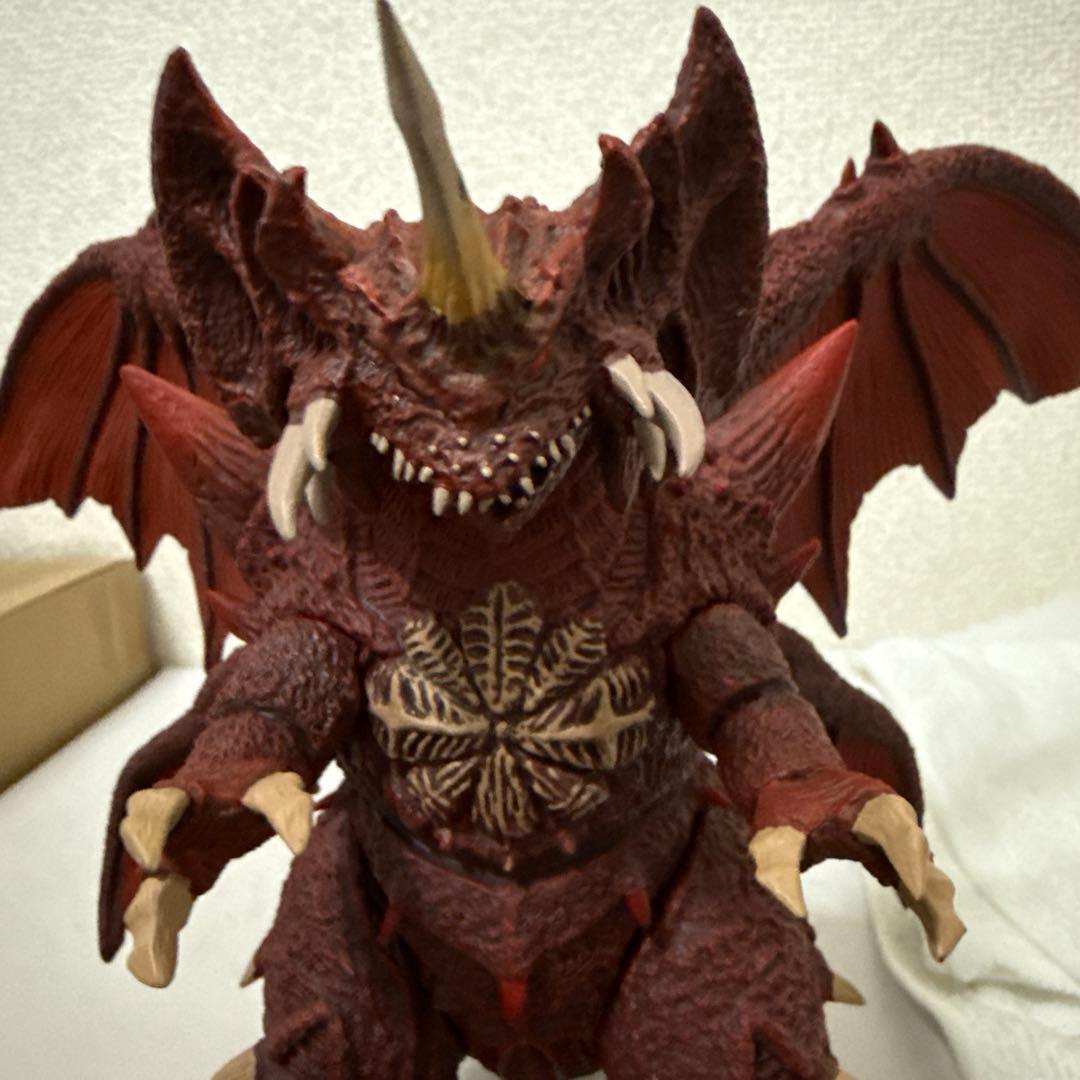 ディアゴスティーニ　デストロイアフィギュア