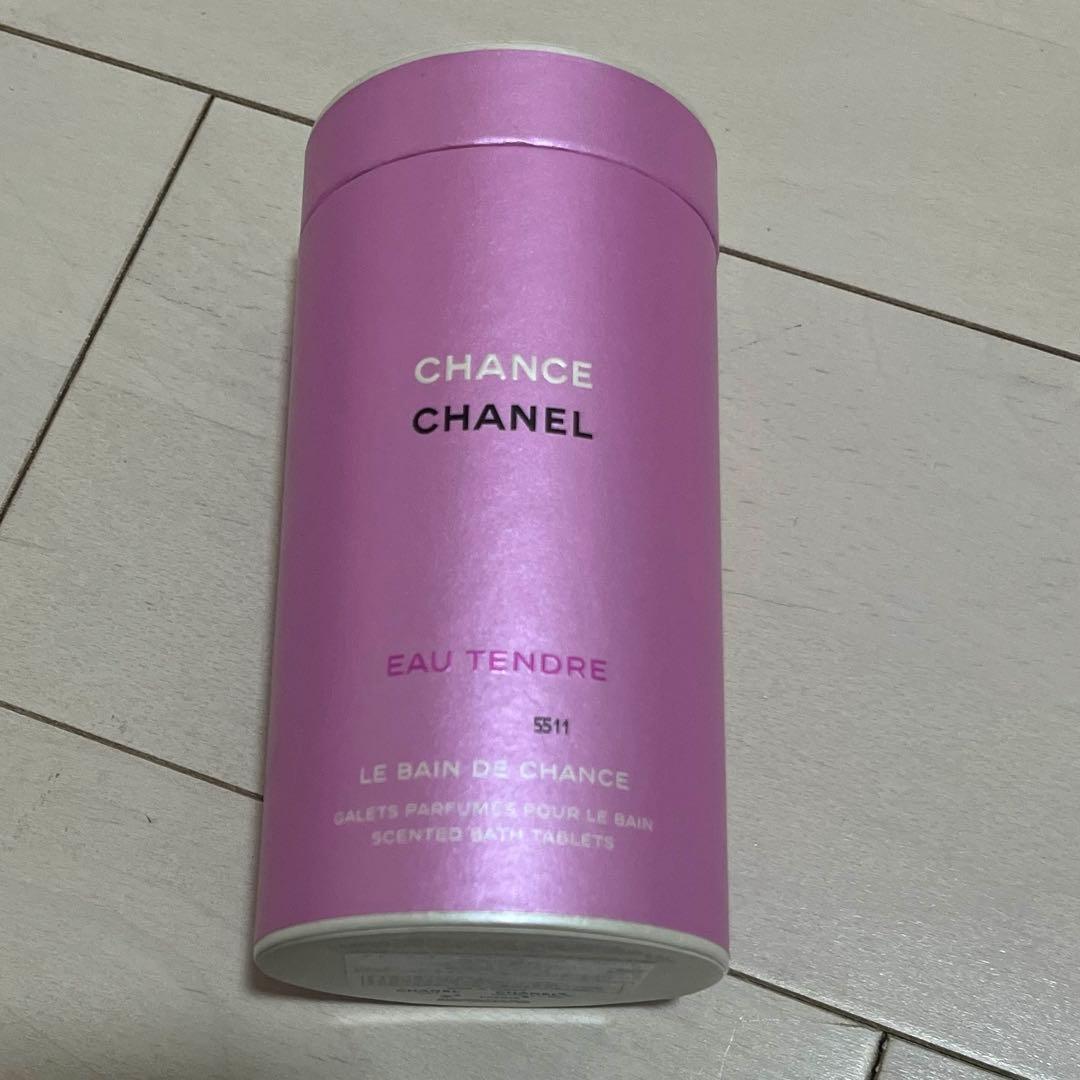 Y*C様 シャネル　バスタブレット