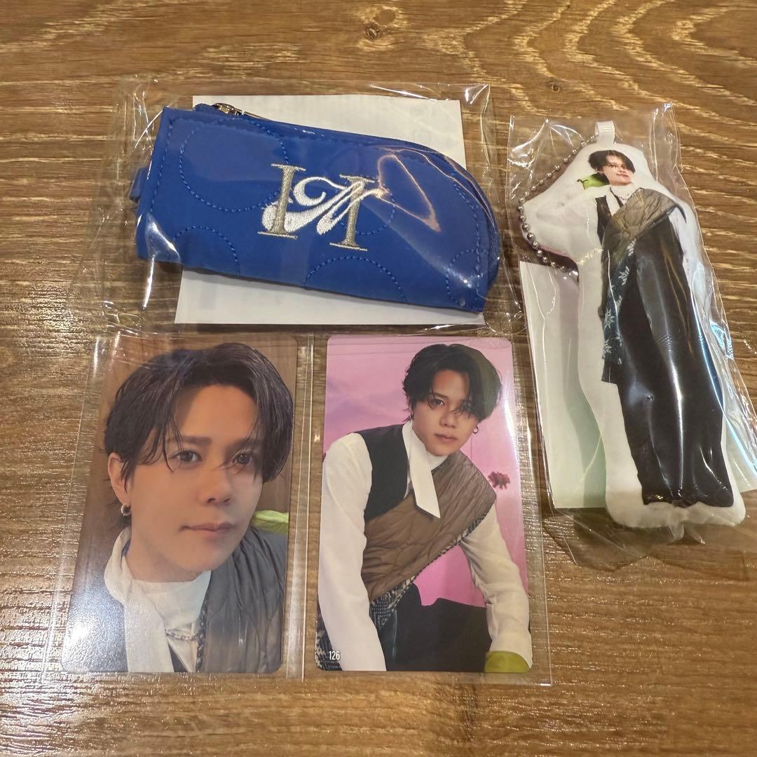 INI NEW YEAR POP-UP STORE 藤牧京介 127 126 We welcomed 2026 with smiles, good fortune, and warm moments at