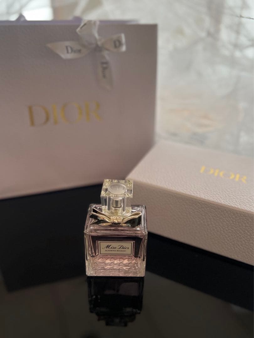 ミスデォオール　オードトワレ　ギフトボックス付き 名入れ】 ディオール 香水 レディース フレグランス ミスディオール