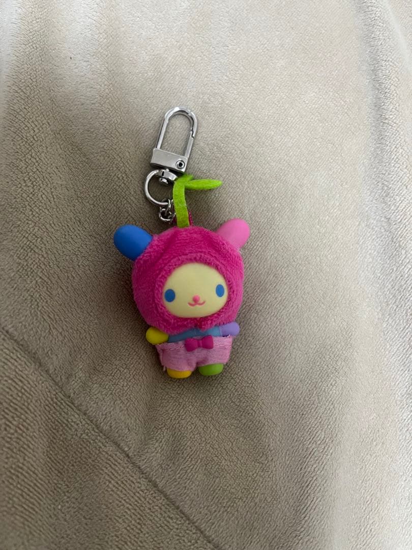 ウサハナ　ちびっとも　くだもの サンリオ ちびっとも シークレット キーホルダー ウサハナ くだもの