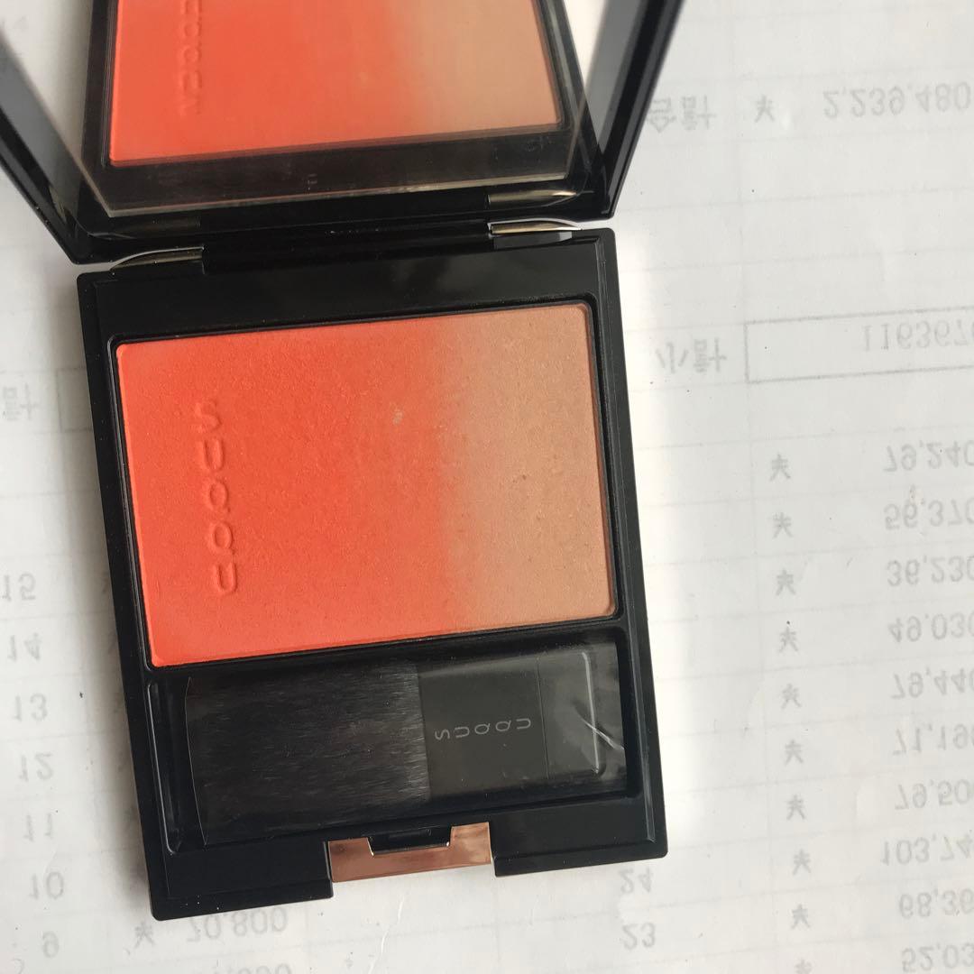 SUQQU ピュア カラー ブラッシュEX-01 明橙　AKEDAIDAI