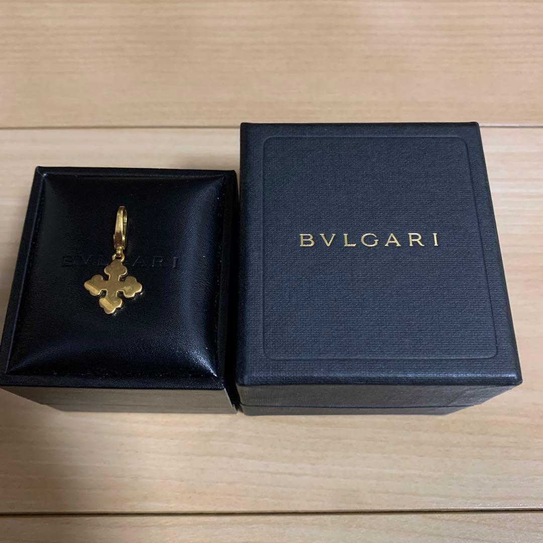 ブルガリペンダントトップ　ヴィザンチンクロスチャーム　K18YG