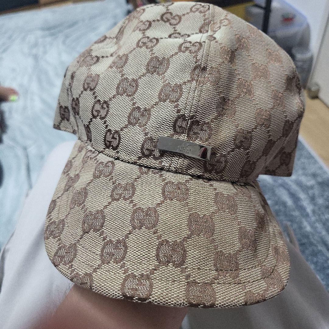 ゲ*ロ様 GUCCI　ベースボールキャップ　中古品　グッチ
