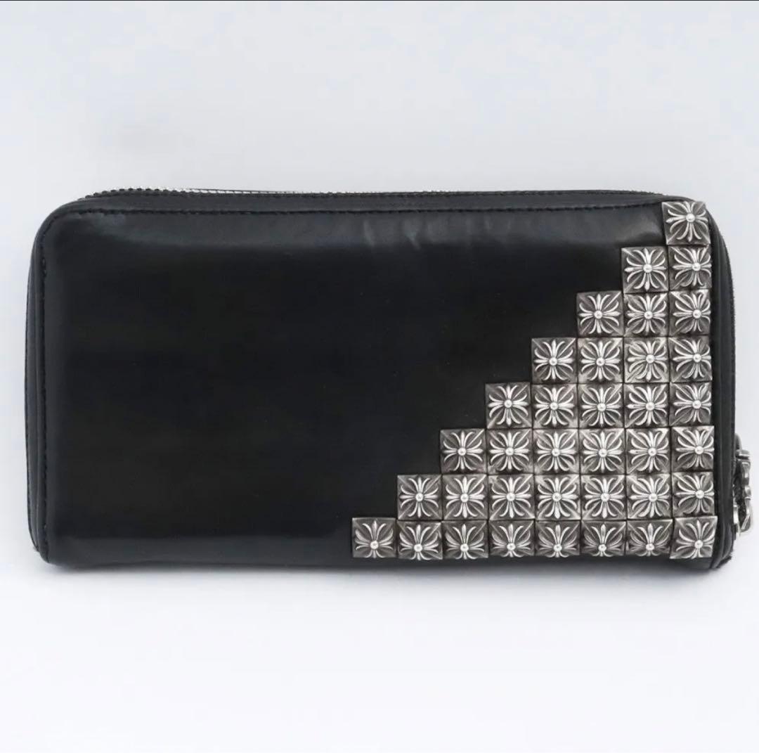 ゼロピラミッドスタッズコーナー ラウンドジップレザー財布　ウォレット