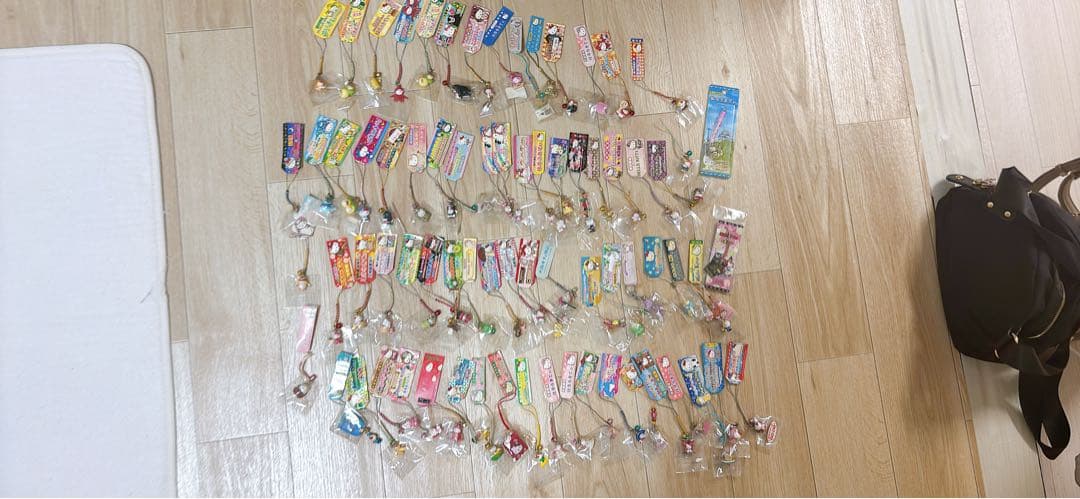 ご当地キティ　ストラップ　まとめ売り