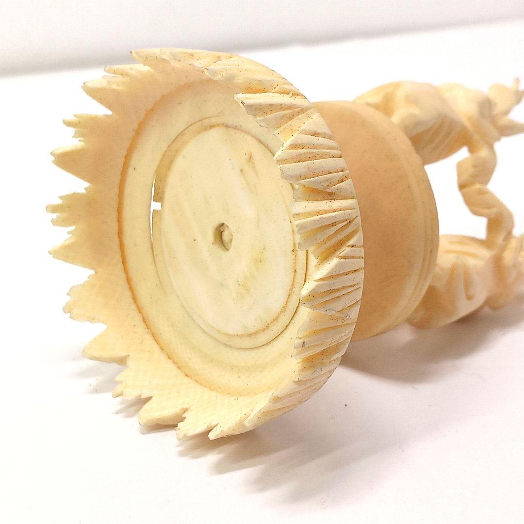 Y777-2 高級彫刻 極上 天球 象細工台座 透かし彫り 総重量115g