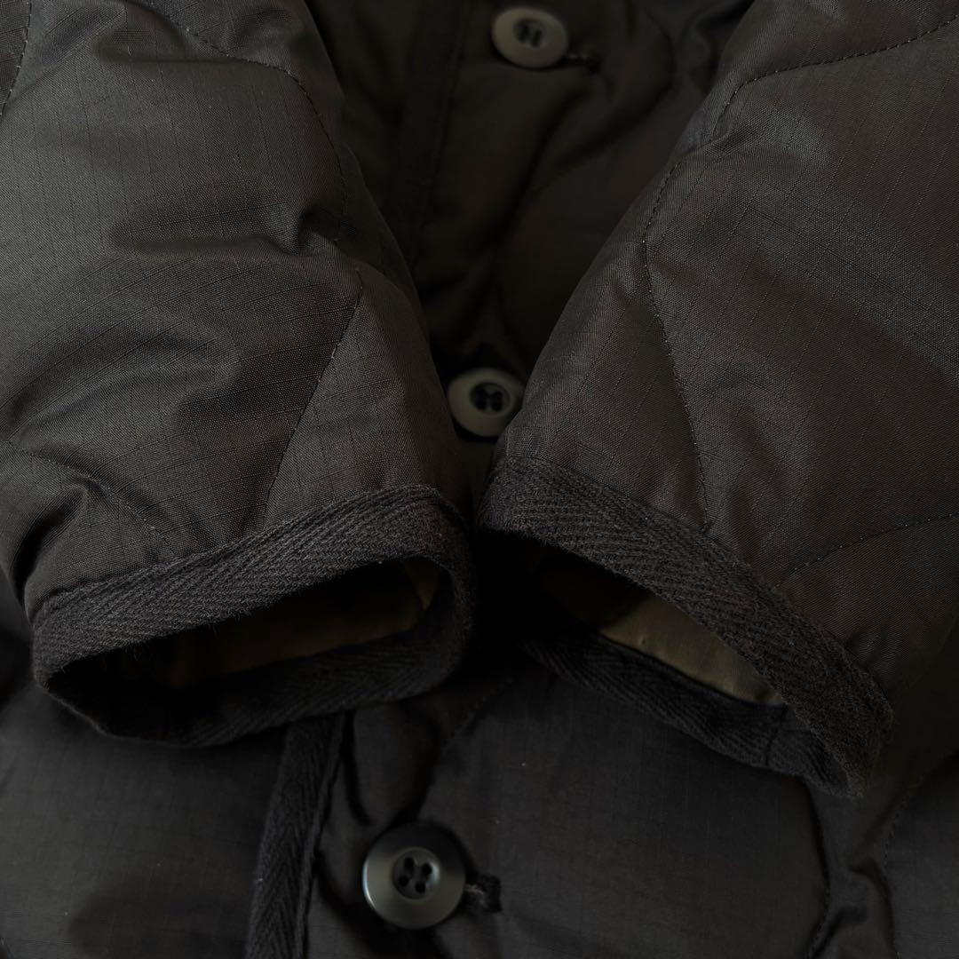 美品 ミリタリー クルーネックダウンコート ロング ブラック サイド