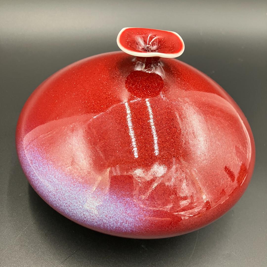 美品 辰砂 花瓶 馬場真右衛門 作 日展作家 在銘 花器 赤釉 R8SA21