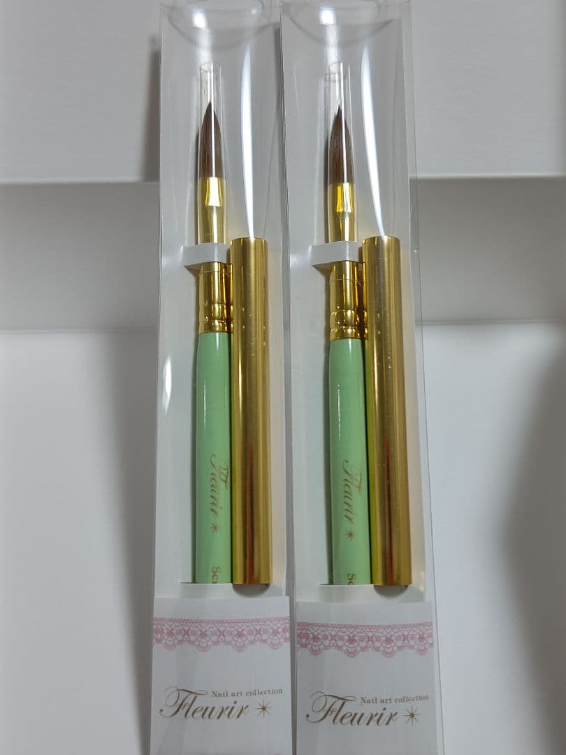 【1/30迄値下げ】フルーリア スカルプチュアブラシ グリーン2本セット