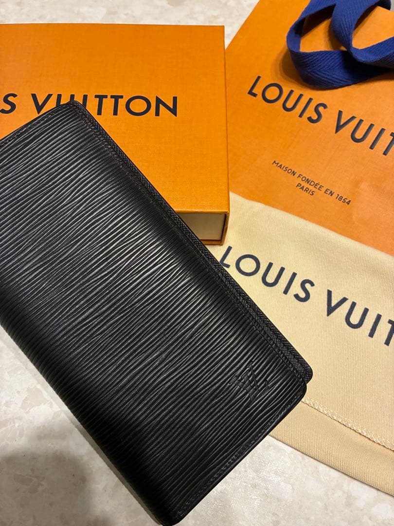 【付属品あり】LOUIS VUITTON エピ ポルトフォイユ・ブラザ ブラック