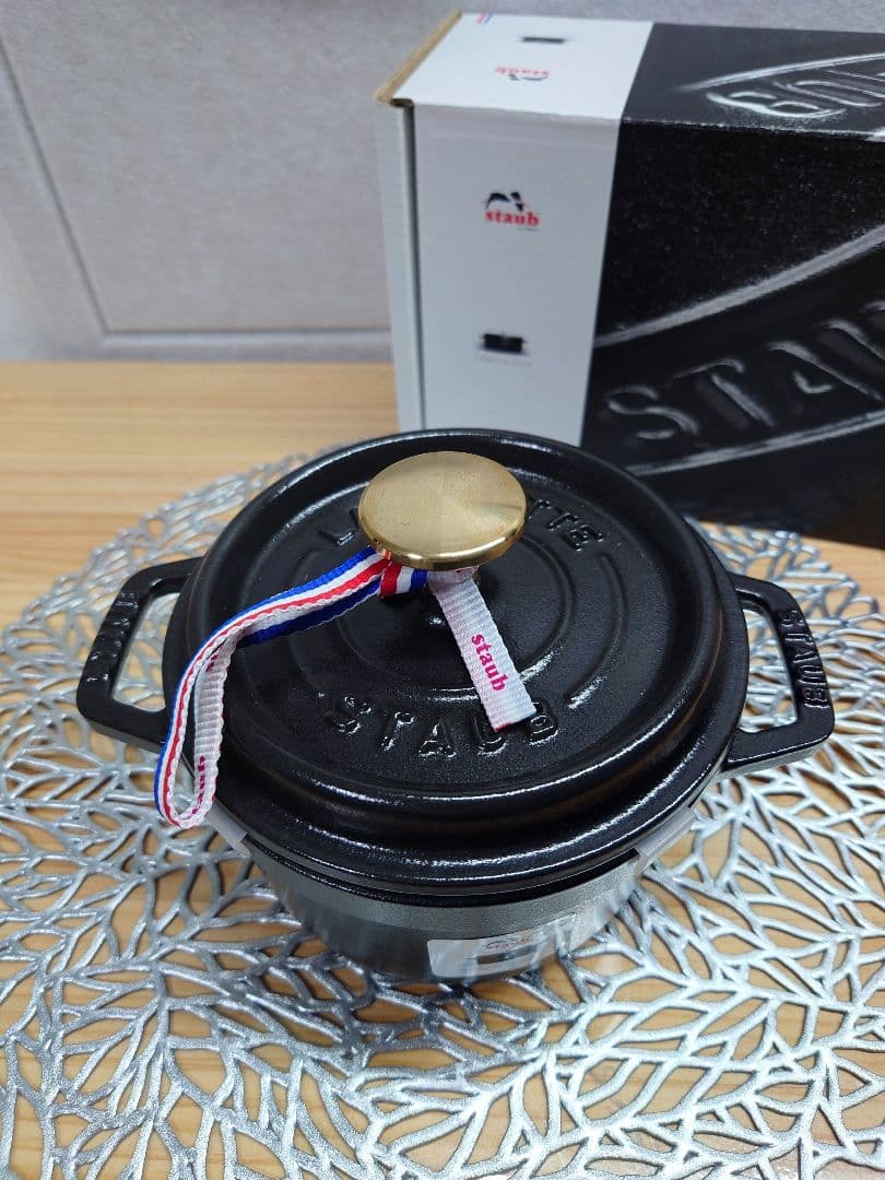 STAUB ピコ・ココットラウンドブラック　14cm