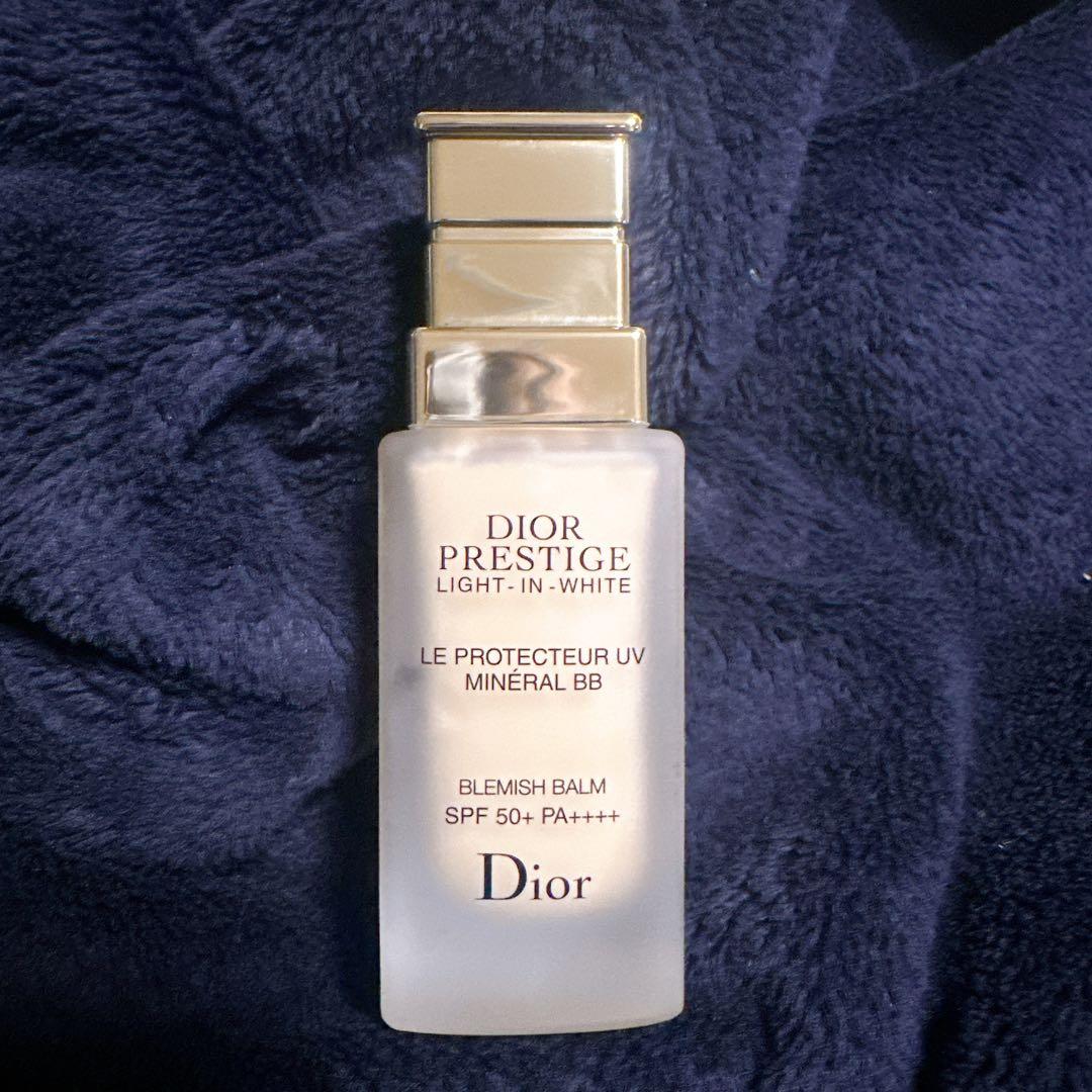 Dior Prestige Light-In-White BBクリーム 30ml