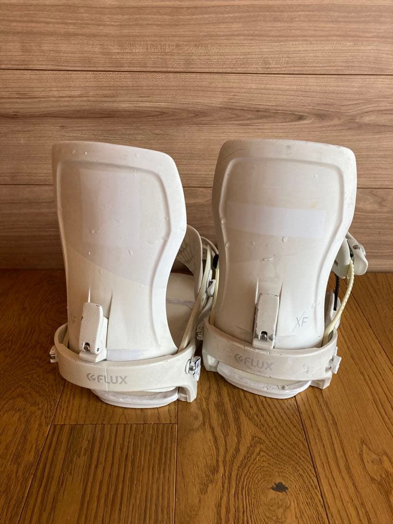 中古FLUX XF Mサイズホワイト ビンディング