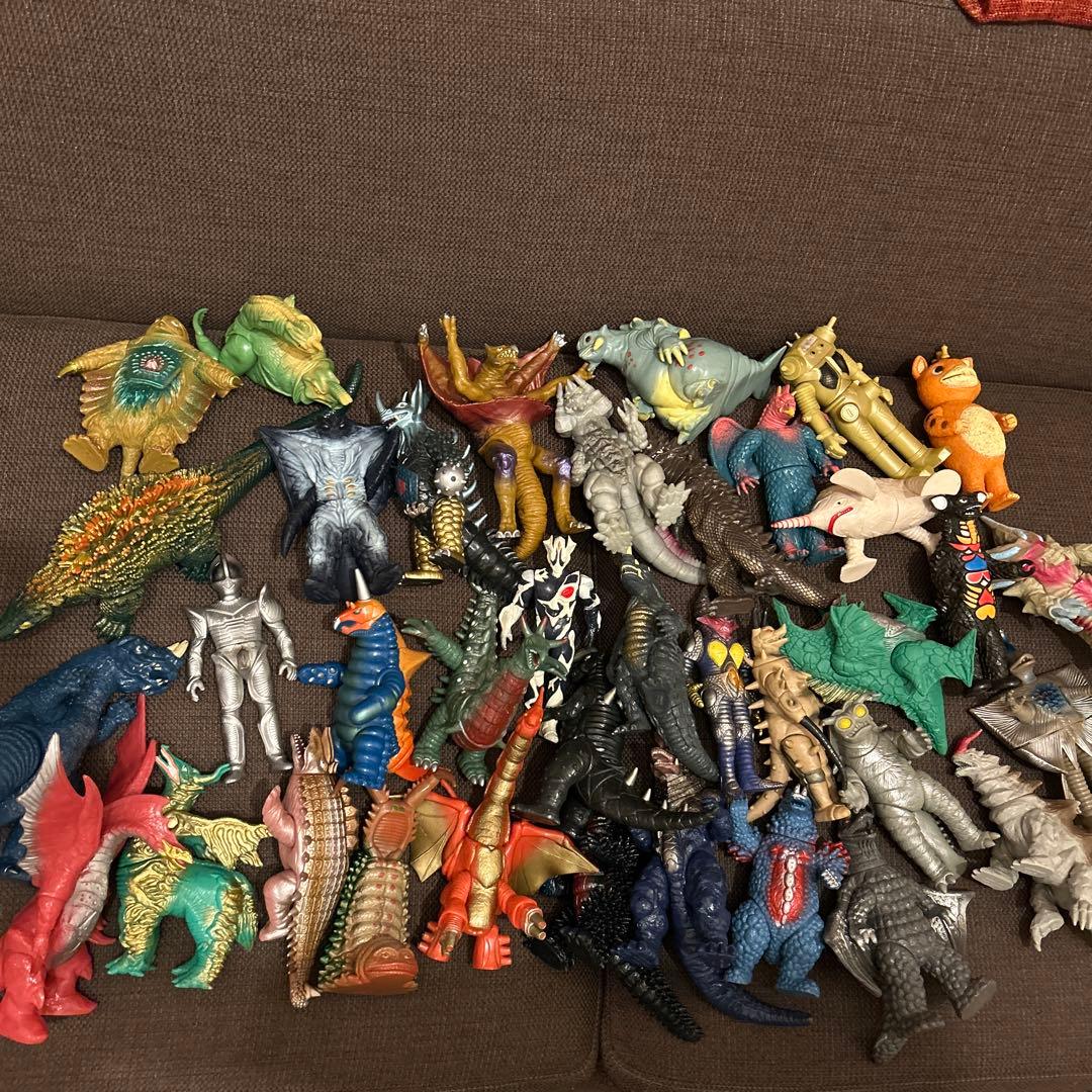 (1022) 当時物 ウルトラマン 怪獣 フィギュア ソフビ まとめ売り ウルトラマン 旧ウルトラ怪獣 シリーズまとめ売り27体！当時物ソフビ