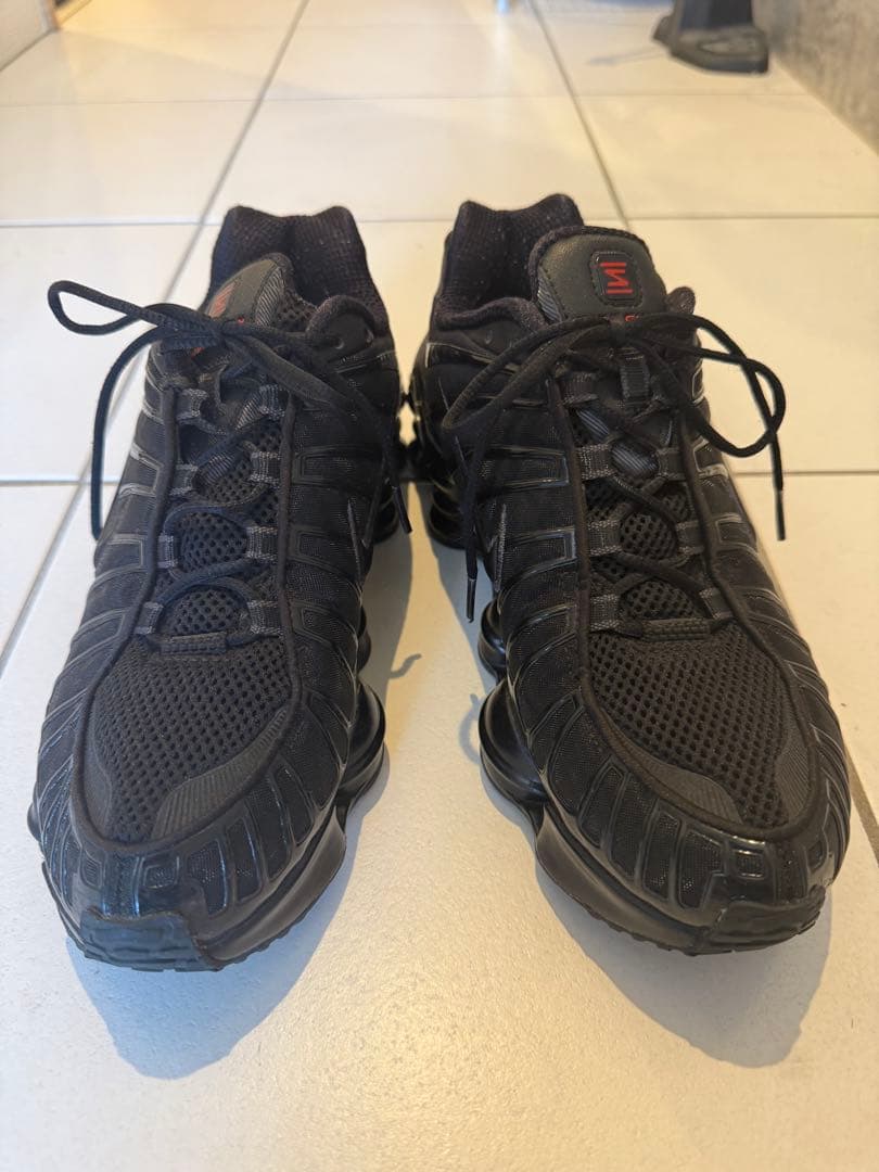 靴 Nike Shox TL Black and Max Orange