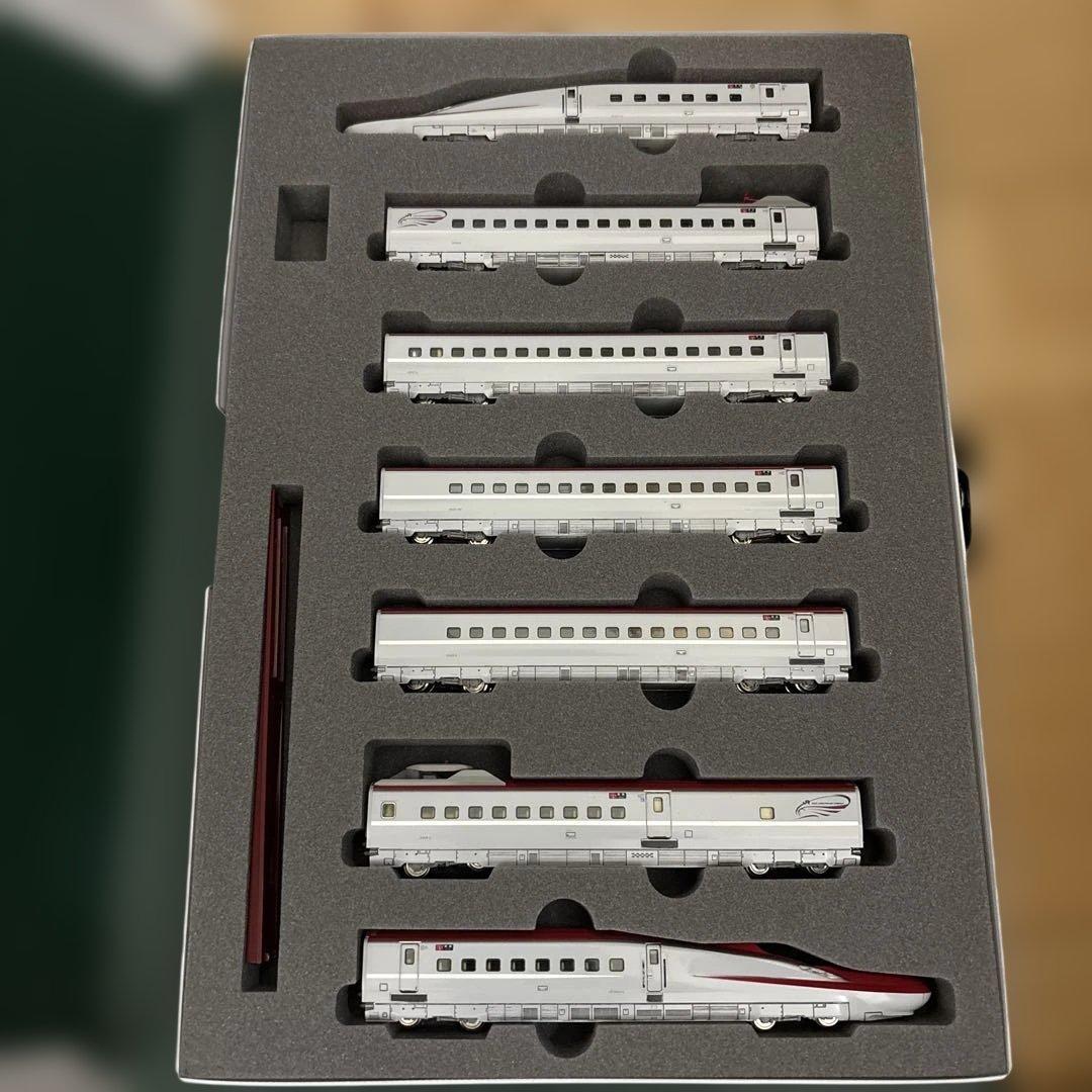 KATO E6系スーパーこまち7両セット カトーのE6系スーパーこまち基本＆増結セットのパンタスパーク＆車掌