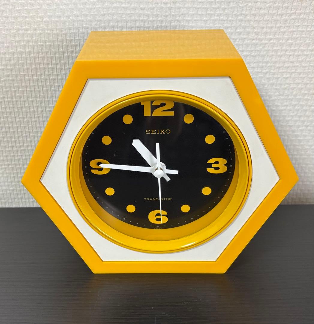 【昭和レトロ】セイコー 置き時計 イエロー 六角形 スペースエイジ 激レア DSC_8920.jpg?v=1736162478&