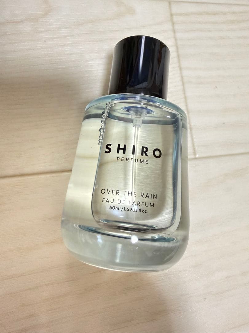 shiro ◎ over the rain オードパルファン
