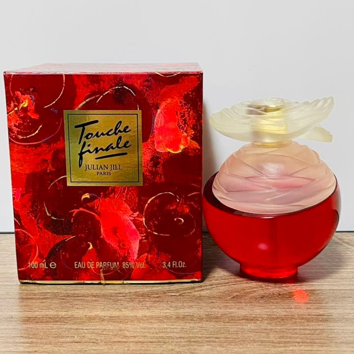 julian jill touche finale 香水