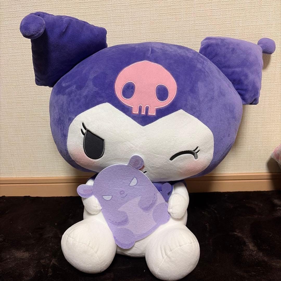 クロミ 超超BIGぬいぐるみ〜バクだっこ〜 - メルカリ