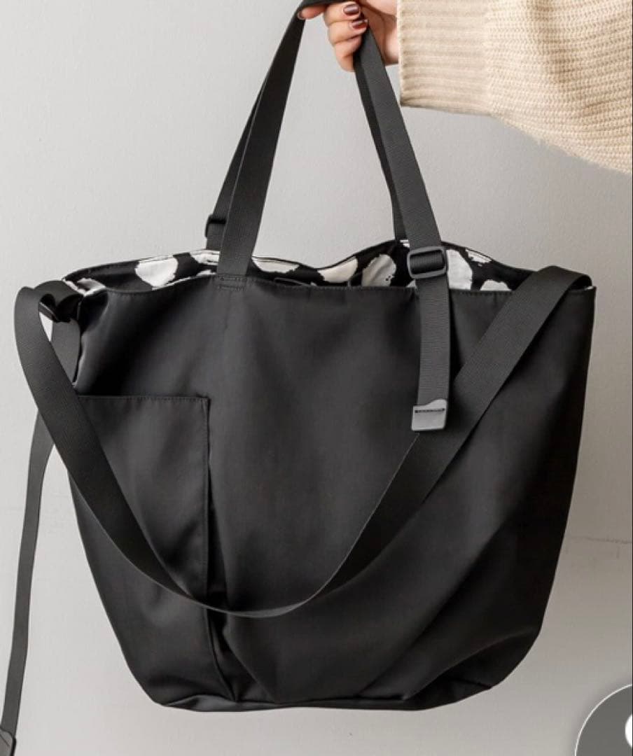 SNS総再生数350万越え！裏地がかわいい！アジャスタートートバッグ SNS総再生数350万越え！《裏地がかわいい！/A4サイズ対応