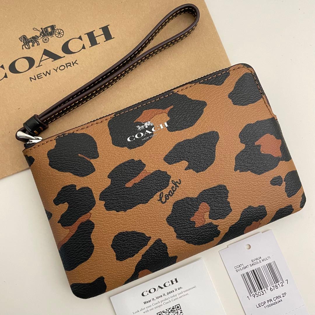 COACH コーチ ポーチ財布　コーナージップリストレット レオパード豹柄