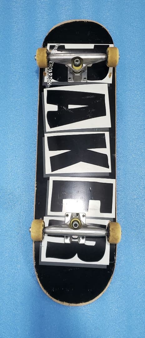 Baker スケートボード コンプリート Amazon | Baker スケートボード コンプリート 8インチ 独立レイノルズ