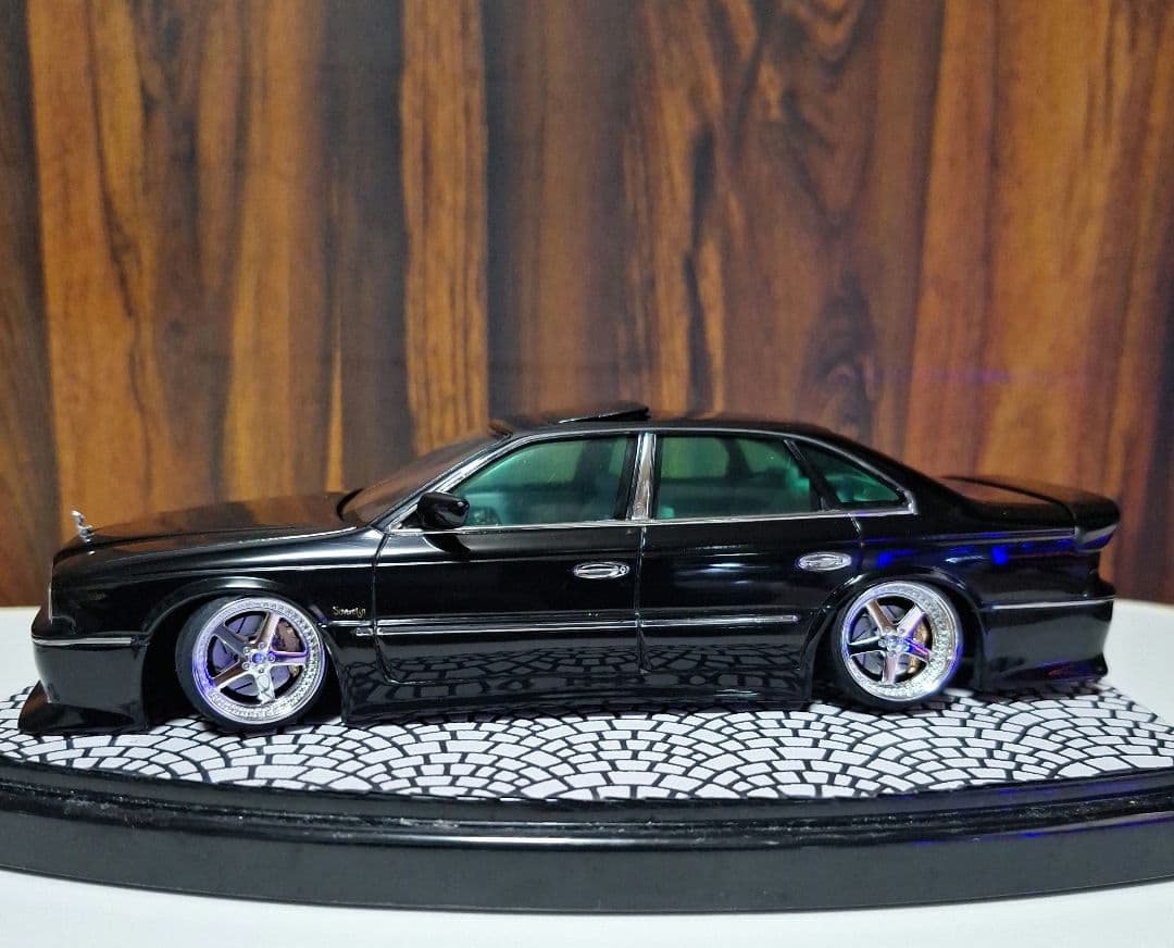 アオシマ1/24日産G50プレジデント完成品 - メルカリ