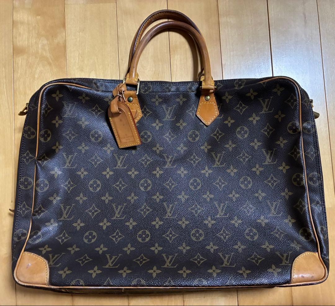 LOUIS VUITTON モノグラムバッグ