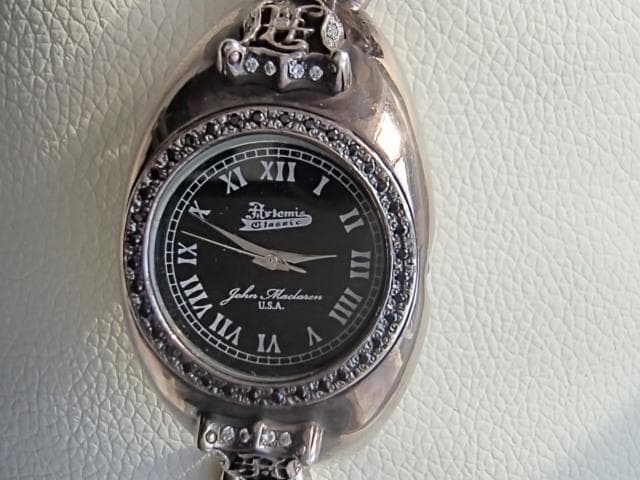 アルテミス　クラシック　ウォッチケース