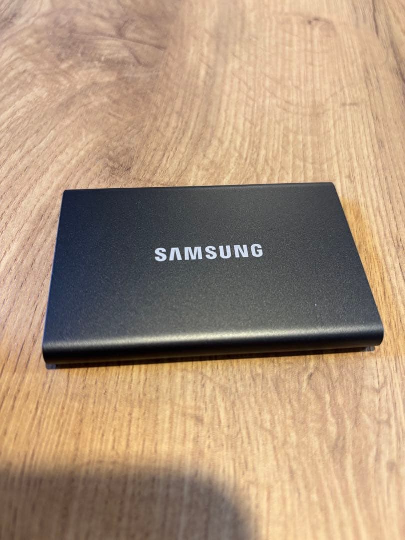 【美品・初期化済】Samsung T7 1TB