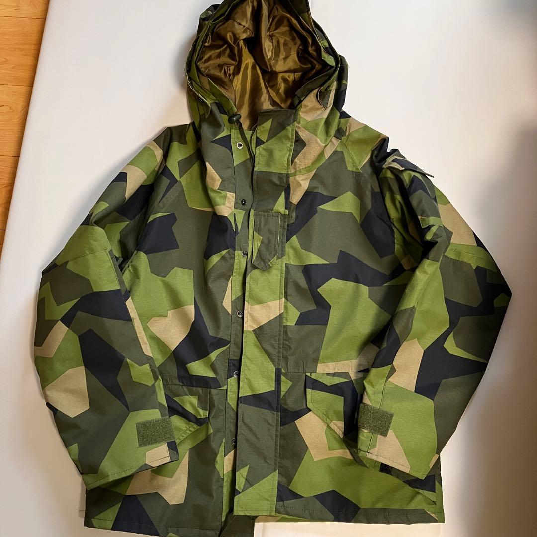 希少S スウェーデン軍 M90 ECWCS ミリタリーパーカー