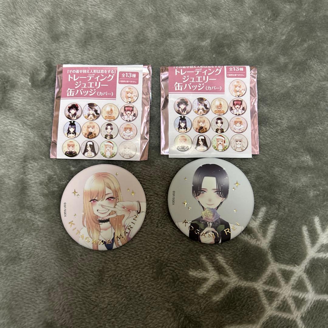 着せ恋展 ジュエリー缶バッジ - メルカリ
